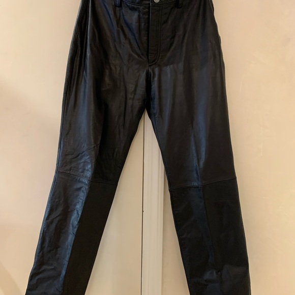Black leather pants - Picture 2 of 4